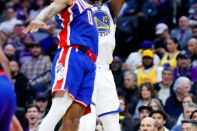 爱游戏体育官方 - 巴特勒连续五场比赛得分超过逆转，独行侠挑战极限！