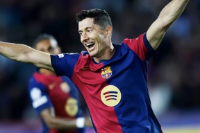 爱游戏官网 - 莱万多夫斯基新星精彩发挥表现惊艳，尤文图斯未来可期！